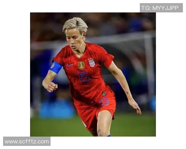 内衣广告女足球明星展现力量与魅力的完美结合视频